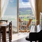 Modern 1 Bedroom Gem With Breathtaking Terrace